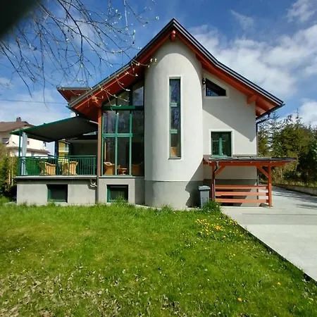 Dom wakacyjny Anna Seelach *