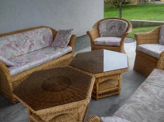 Anna Seelach * סנט קנזיאן