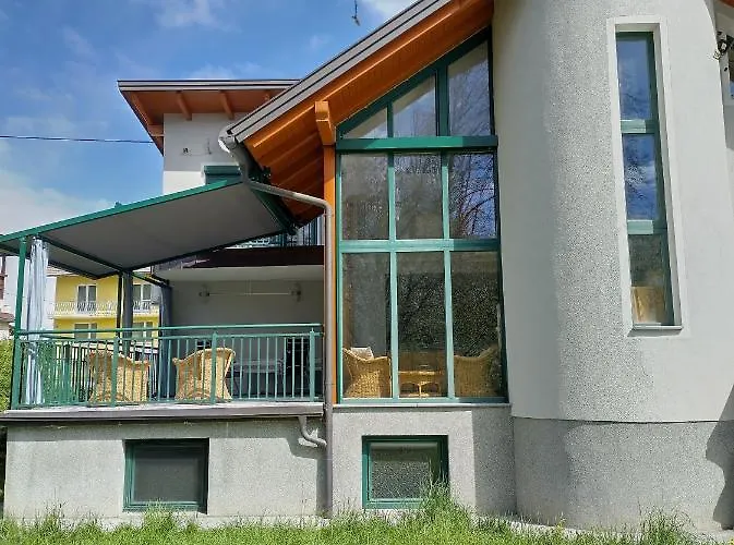 Anna Seelach * סנט קנזיאן