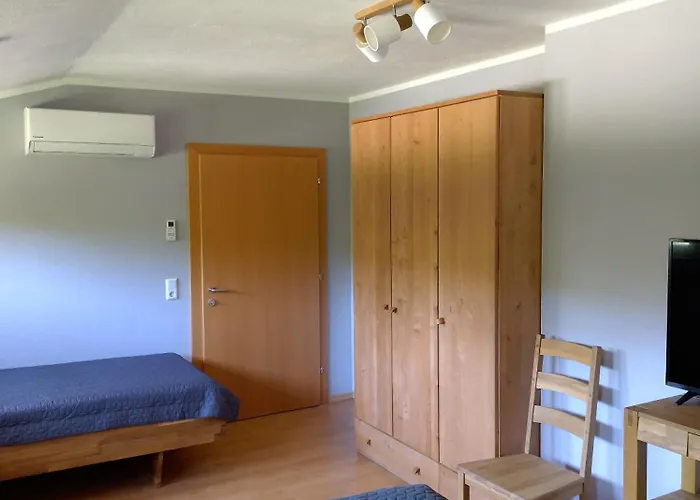 Anna Seelach * סנט קנזיאן